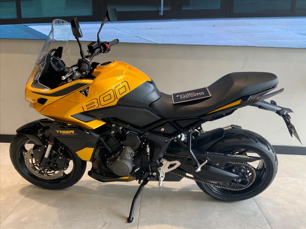 TRIUMPH-TIGER-800 SPORT