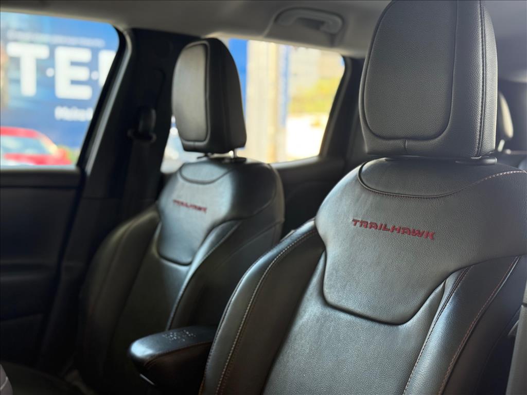 JEEP RENEGADE 1.3 T270 TURBO FLEX TRAILHAWK 4X4 AT9