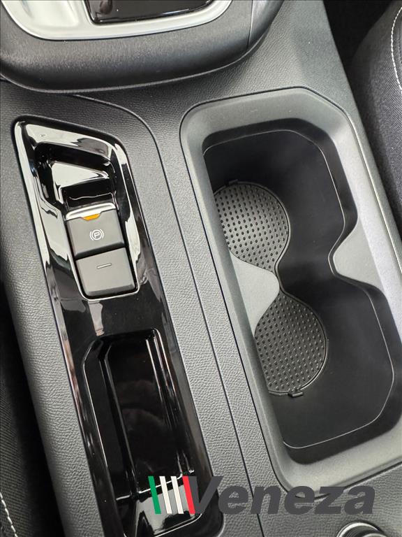 TITANO 2.2 TURBO DIESEL RANCH 4X4 AT814