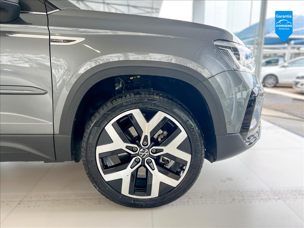 TAOS 1.4 250 TSI TOTAL FLEX HIGHLINE AUTOMÁTICO