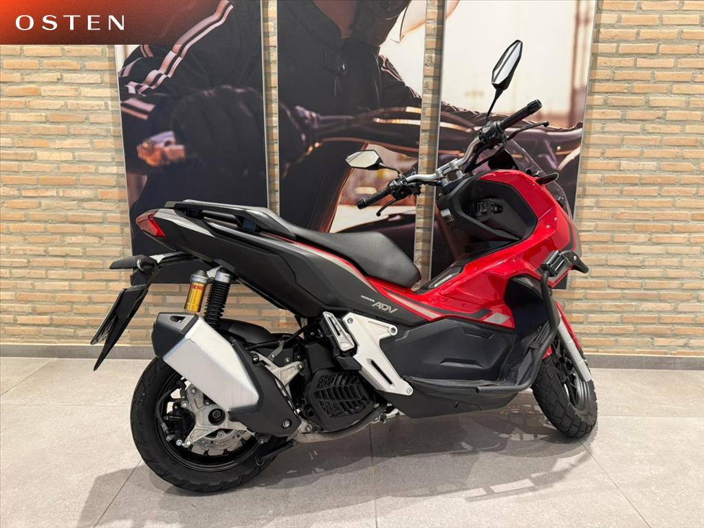 HONDA-ADV-ADV