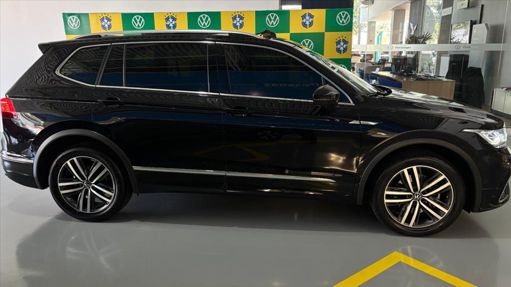 TIGUAN 2.0 300 TSI GASOLINA ALLSPACE R-LINE AUTOMÁTICO5