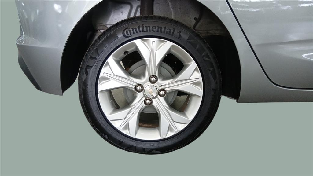 ONIX 1.0 TURBO FLEX LTZ AUTOMÁTICO13