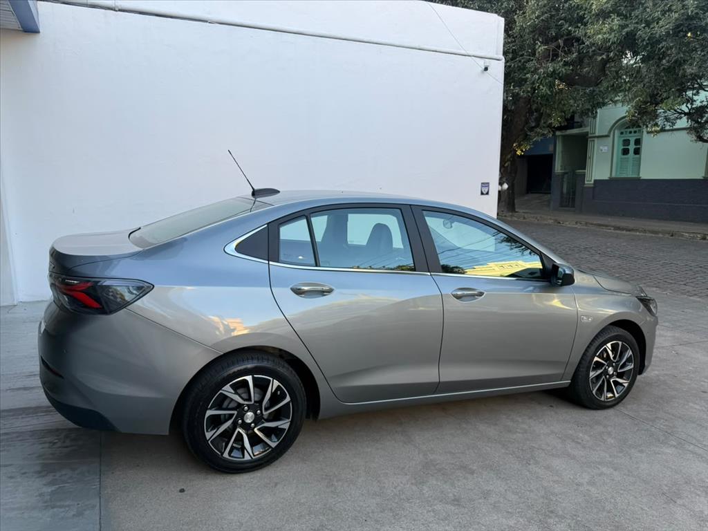 ONIX PLUS 1.0 TURBO FLEX PREMIER AUTOMÁTICO4