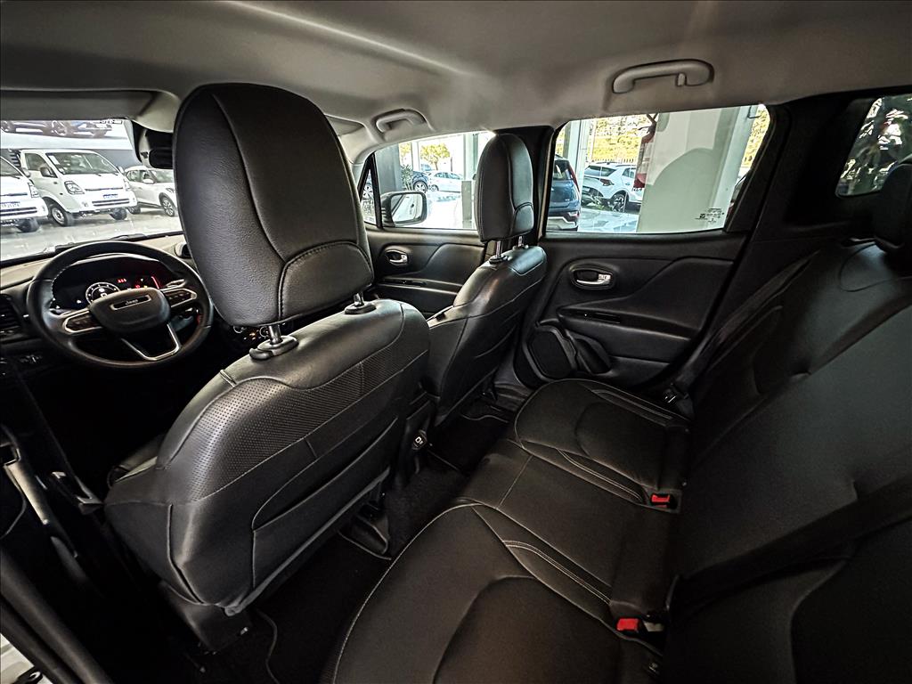 RENEGADE 1.3 T270 TURBO FLEX LONGITUDE AT68