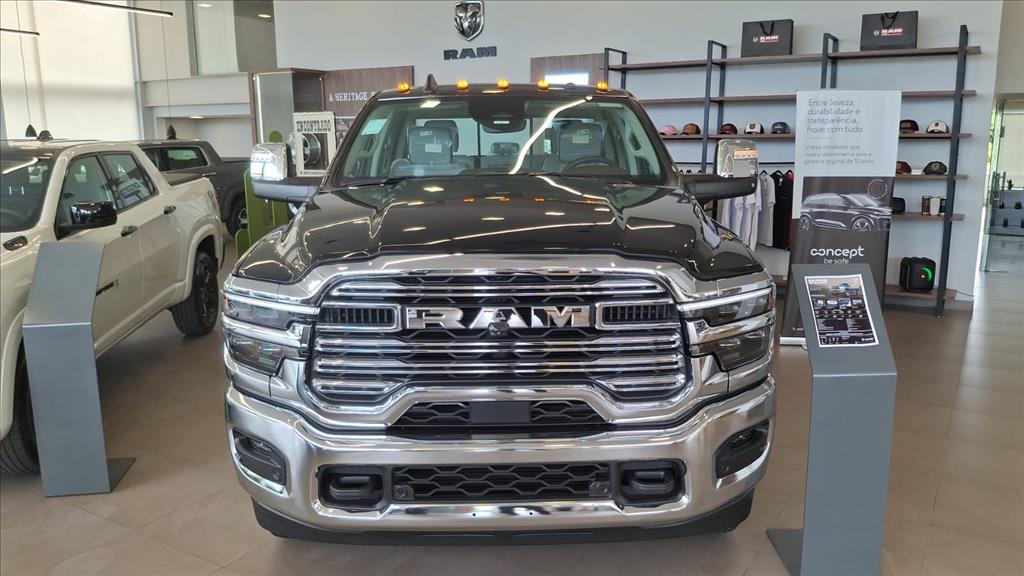 2500 6.7 I6 TURBO DIESEL LARAMIE CD 4X4 AUTOMÁTICO1