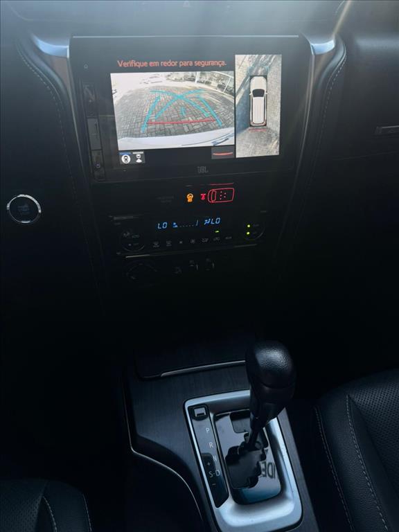 HILUX SW4 2.8 D-4D TURBO DIESEL SRX 7L 4X4 AUTOMÁTICO8