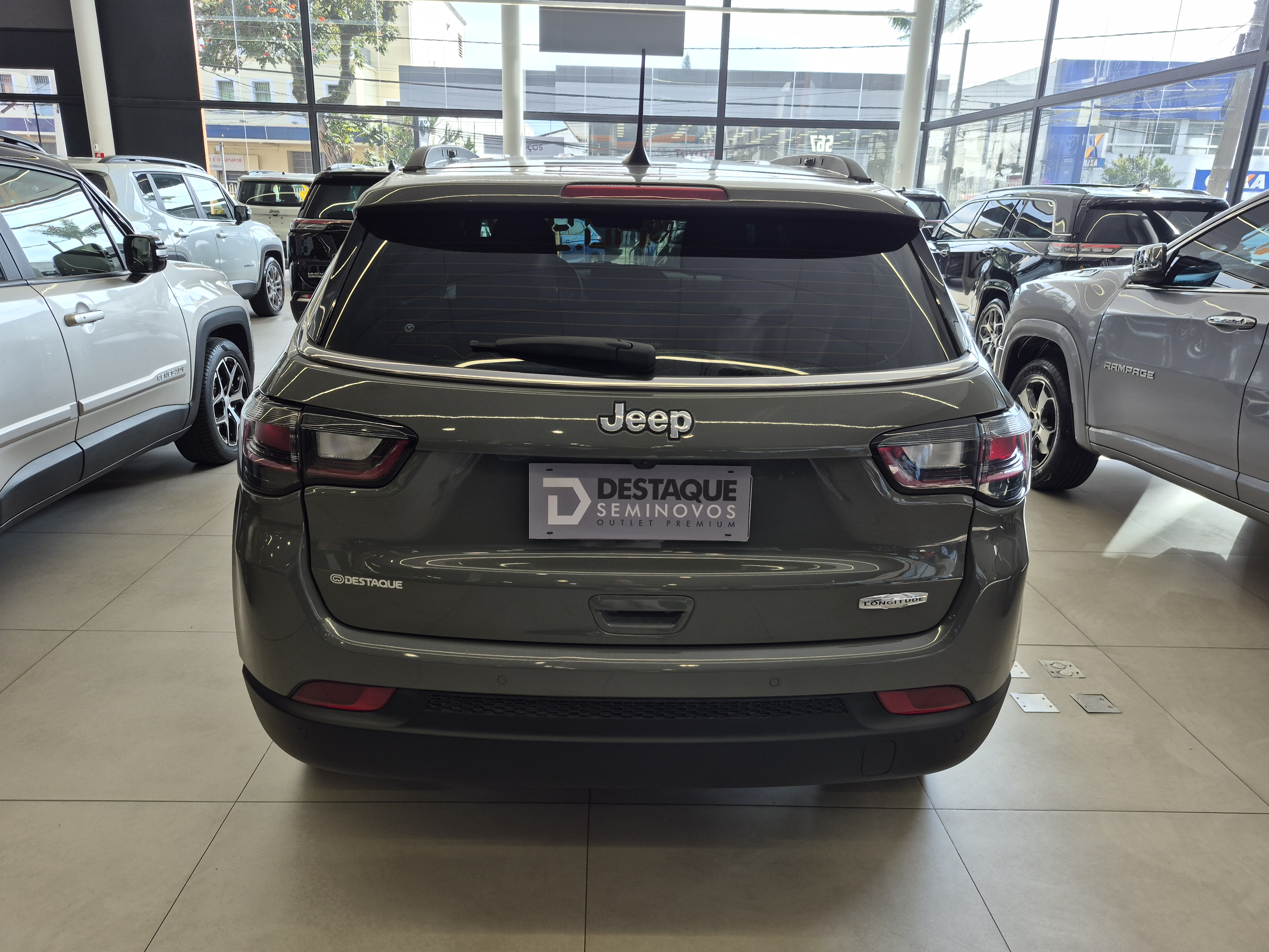 Foto ilustrativa do carro