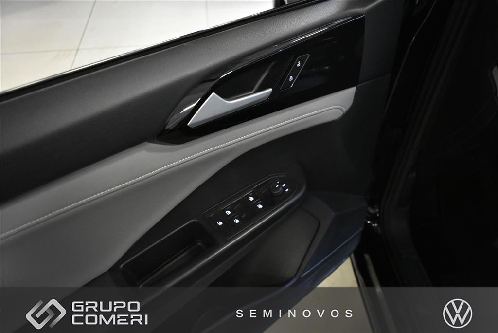 TAOS 1.4 250 TSI TOTAL FLEX COMFORTLINE AUTOMÁTICO13