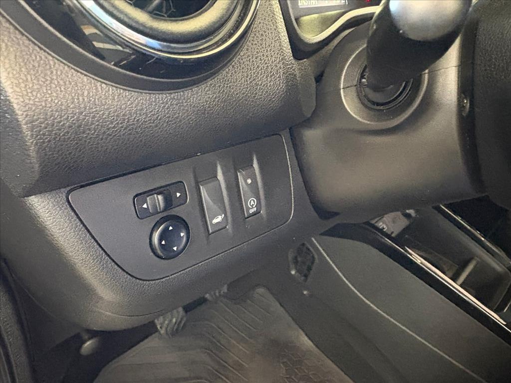 KWID 1.0 12V SCE FLEX INTENSE MANUAL16