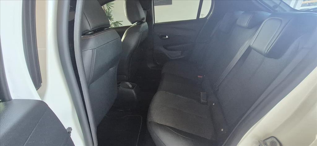 208 1.6 16V FLEX ROADTRIP AT611