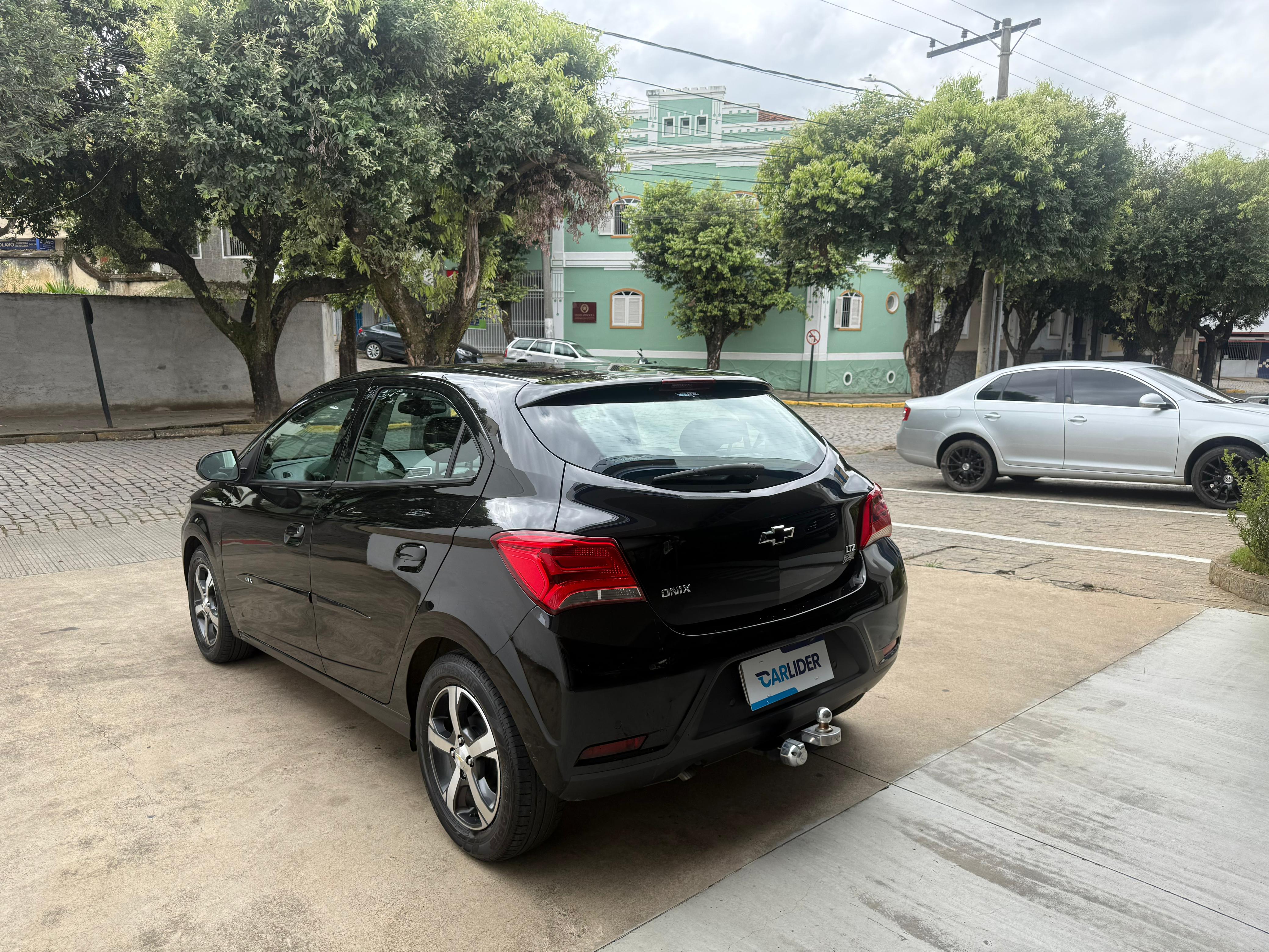 ONIX 1.4 MPFI LTZ 8V FLEX 4P AUTOMÁTICO6