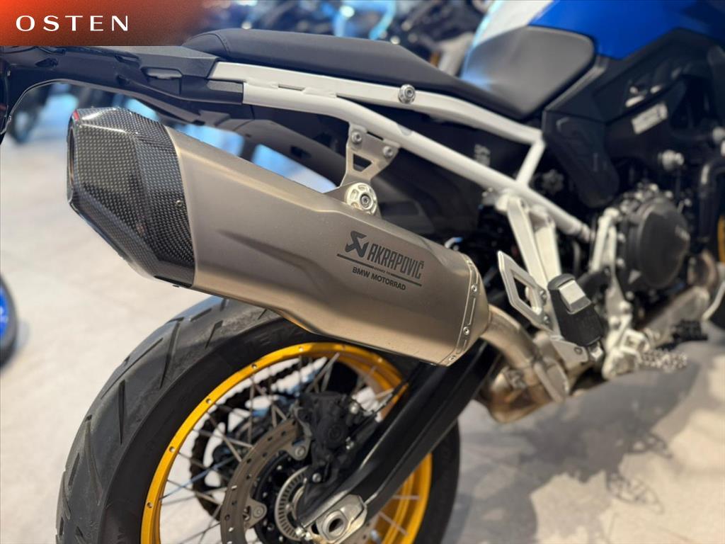 BMW Motorrad-F-900 GS TROPHY
