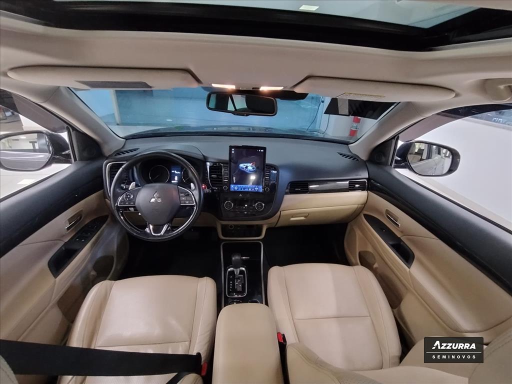 OUTLANDER 3.0 GT 4X4 V6 24V GASOLINA 4P AUTOMÁTICO