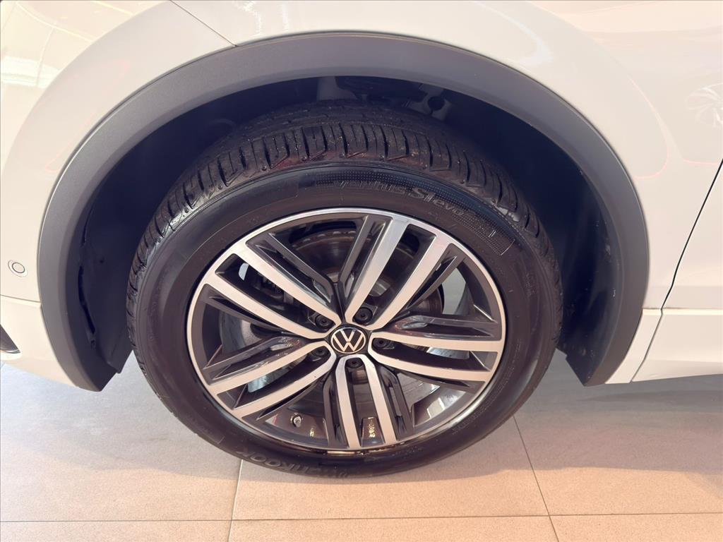 TIGUAN 2.0 300 TSI GASOLINA ALLSPACE R-LINE AUTOMÁTICO4