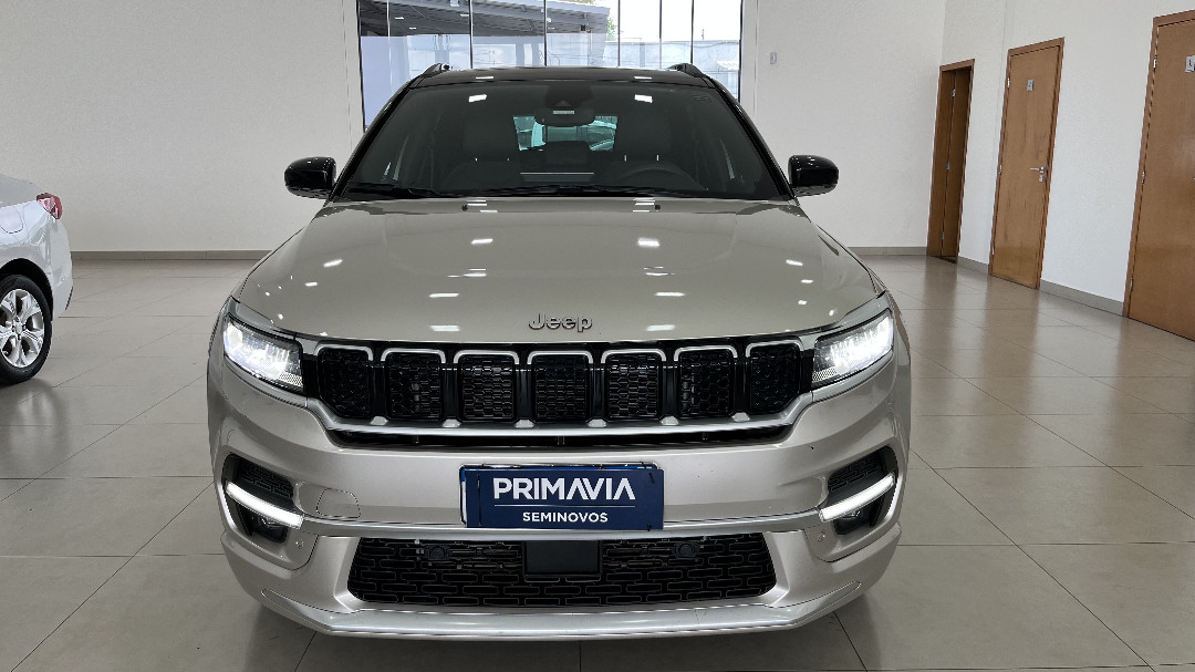 COMMANDER 1.3 T270 TURBO FLEX OVERLAND AT6 COMMANDER 1.3 T270 TURBO FLEX OVERLAND AT6