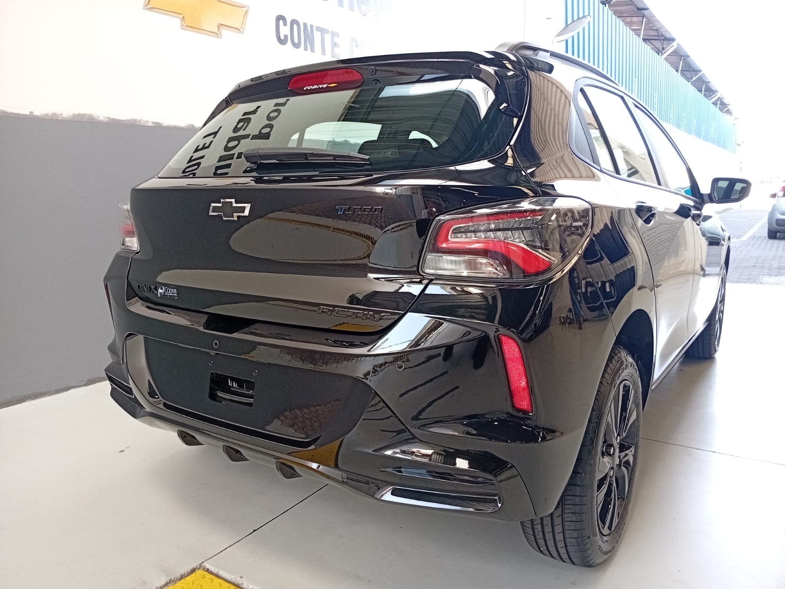 ONIX 1.0 TURBO FLEX ACTIV AUTOMÁTICO2