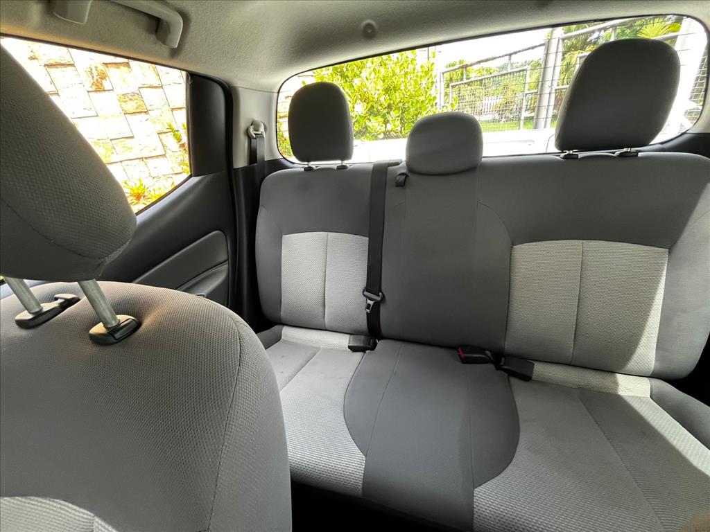 L200 TRITON 2.4 16V TURBO DIESEL GL CD 4X4 MANUAL1