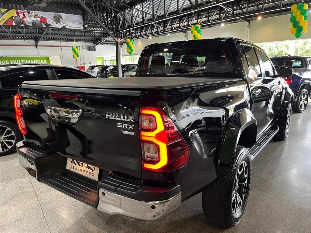 HILUX 2.8 D-4D TURBO DIESEL CD SRX 4X4 AUTOMÁTICO3