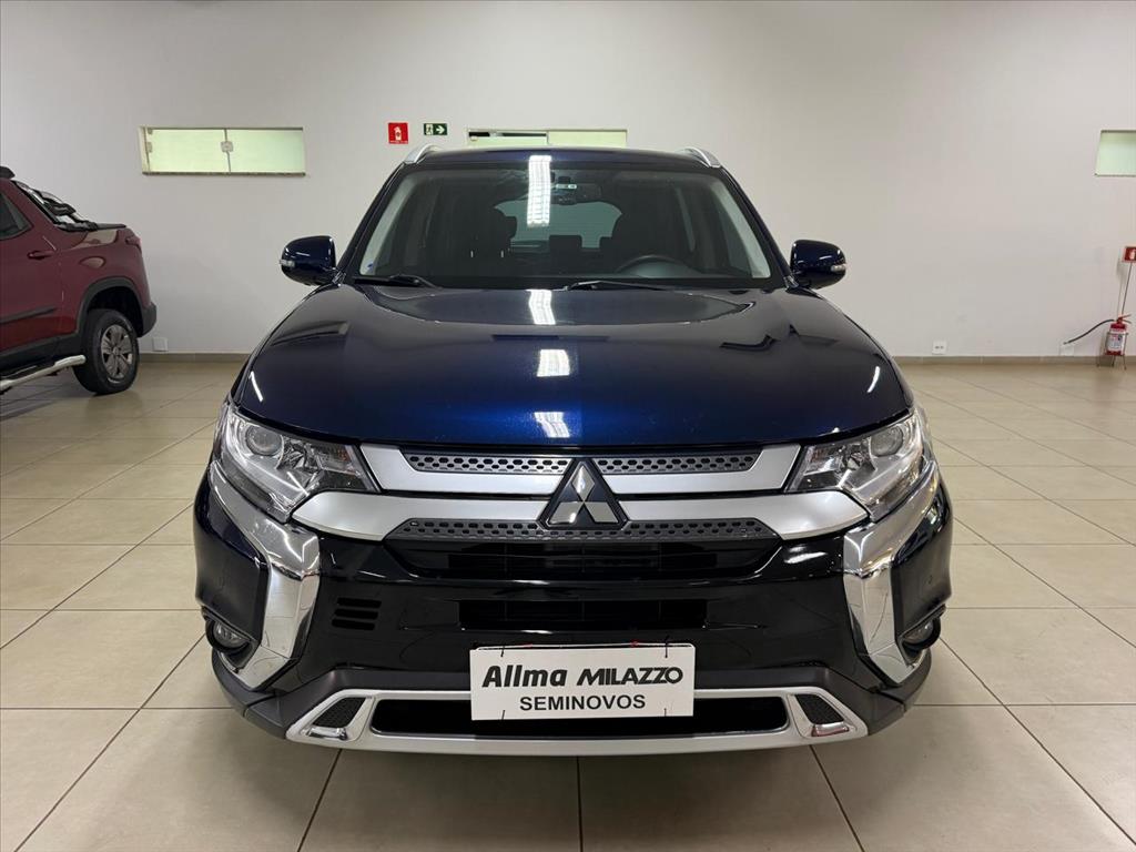 OUTLANDER 2.0 MIVEC GASOLINA HPE AUTOMÁTICO1