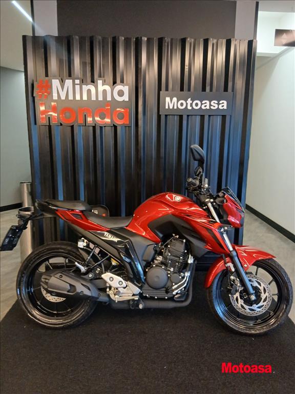 FAZER FZ25 CONNECTED ABS1