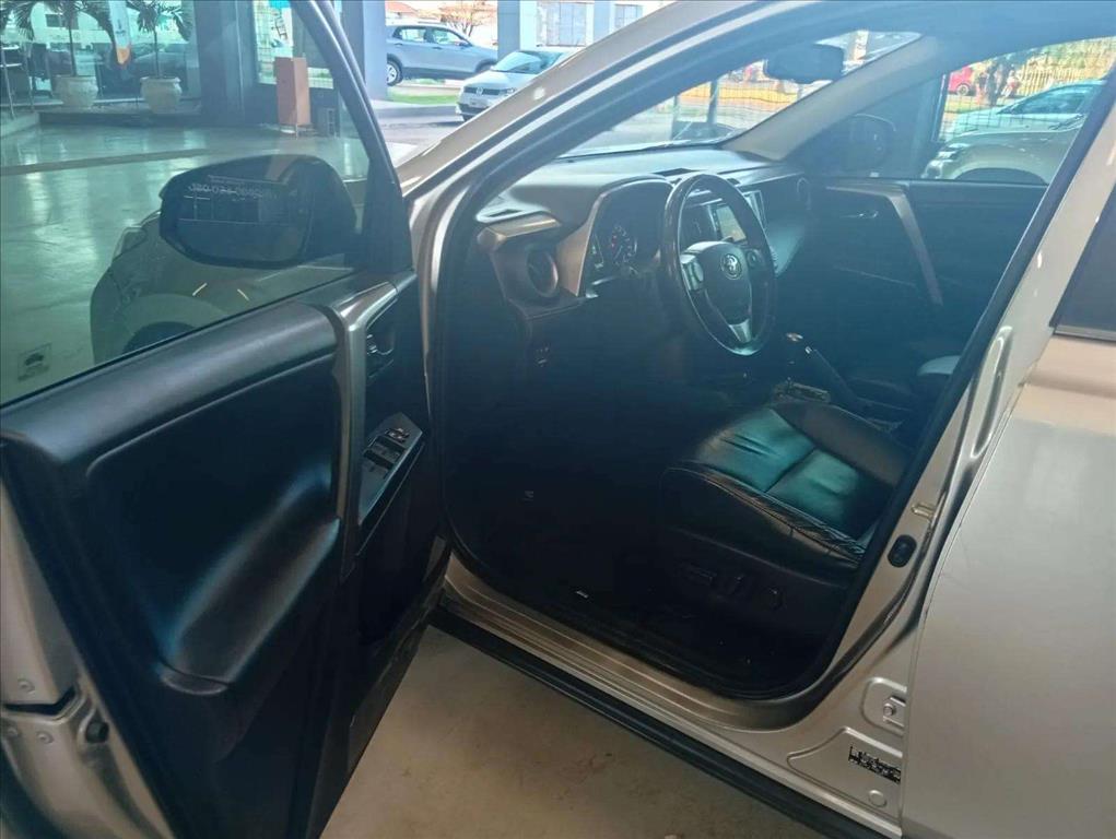 RAV4 2.0 TOP 4X2 16V GASOLINA 4P AUTOMÁTICO10