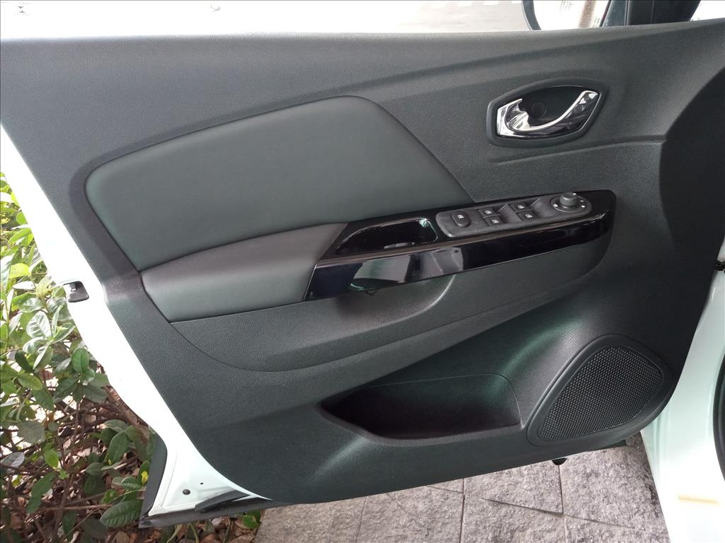 CAPTUR 1.6 16V SCE FLEX INTENSE X-TRONIC11