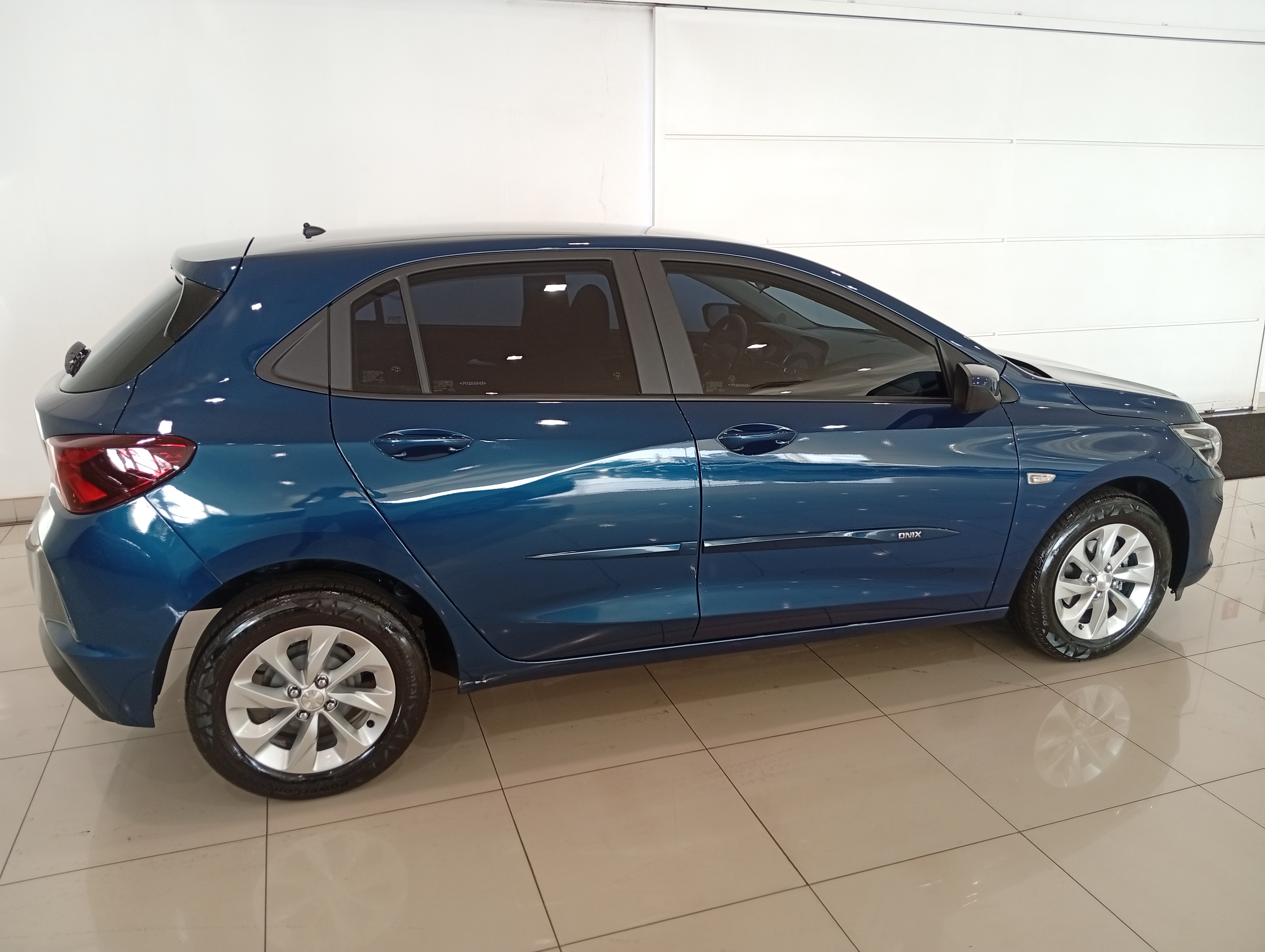 Chevrolet Onix 1.0 Flex LT Manual - foto 8