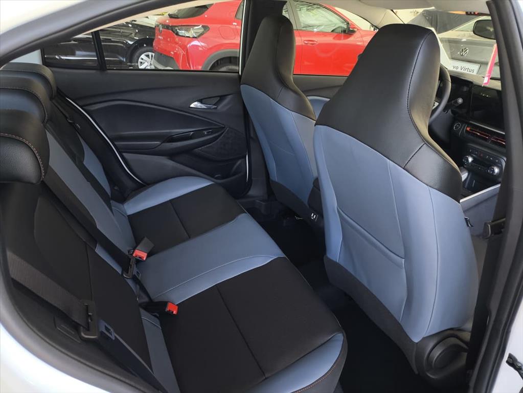 ONIX PLUS 1.0 TURBO FLEX PREMIER AUTOMÁTICO5