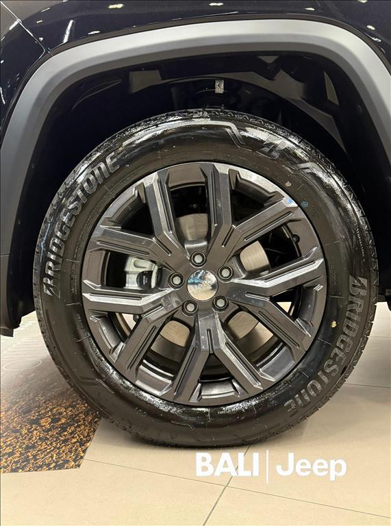 COMMANDER 1.3 T270 TURBO FLEX LONGITUDE AT6