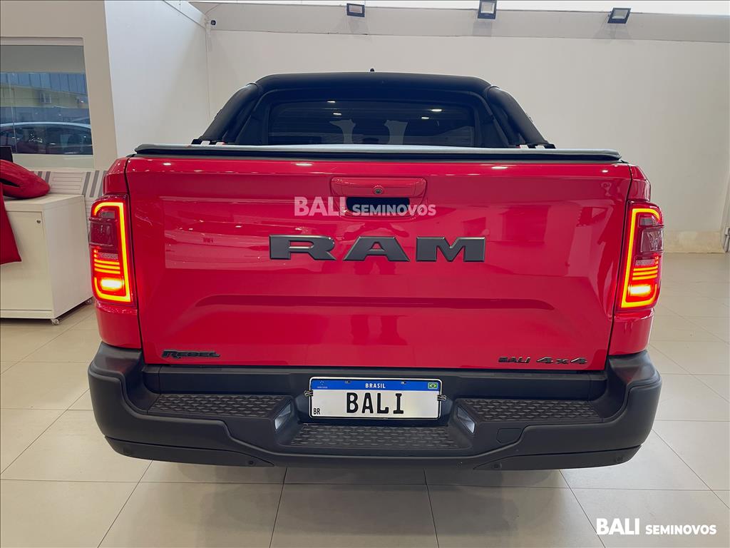 RAMPAGE 2.0 TURBO DIESEL REBEL 4X4 AUTOMÁTICO3