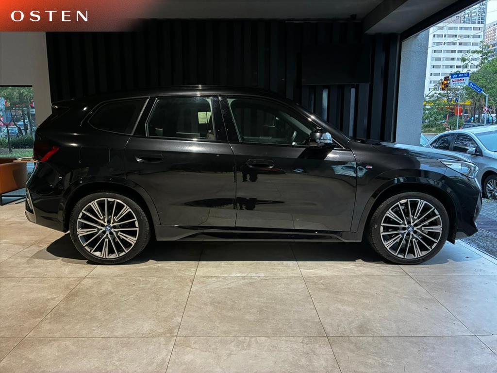 BMW-iX1-ELÉTRICO XDRIVE30 M SPORT