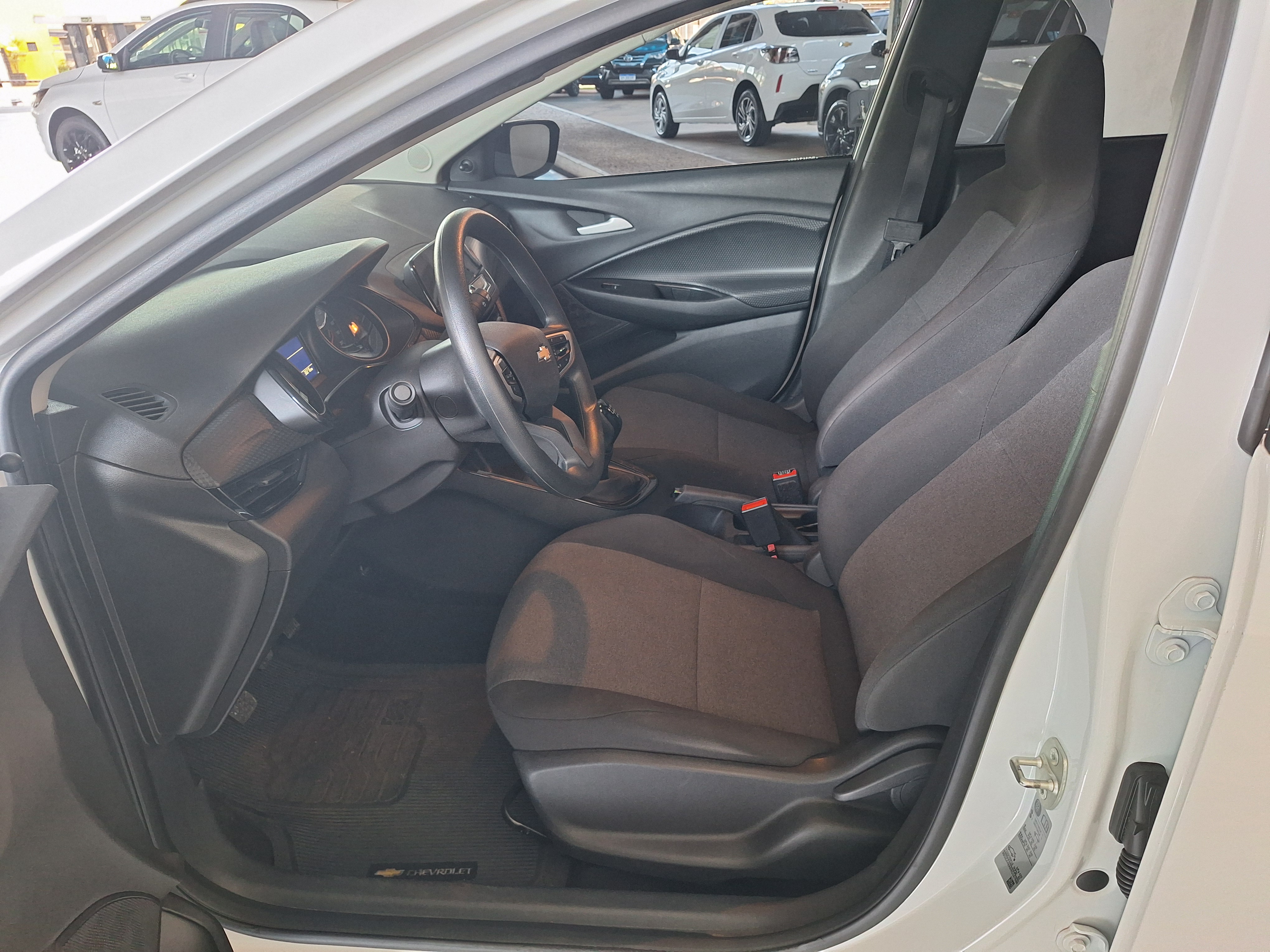 Chevrolet Onix 1.0 Flex Manual - foto 10