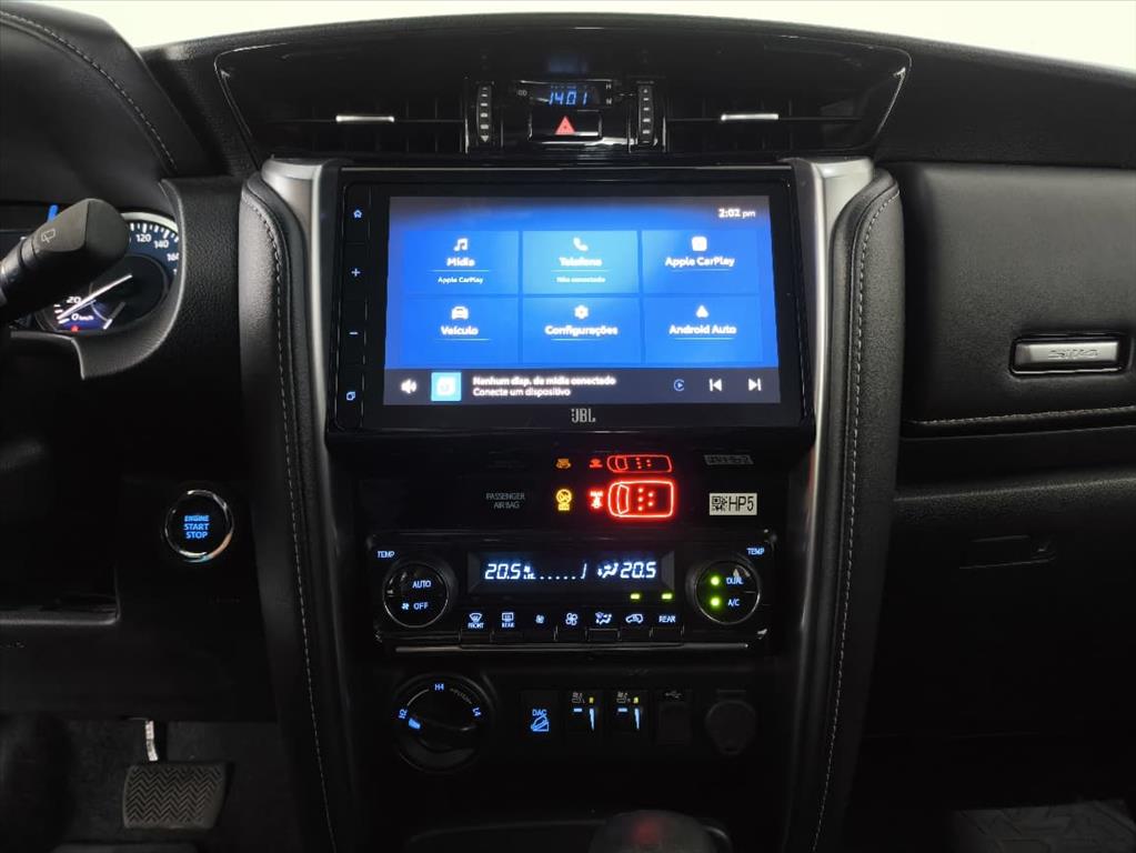 HILUX SW4 2.8 D-4D TURBO DIESEL SRX 7L 4X4 AUTOMÁTICO9