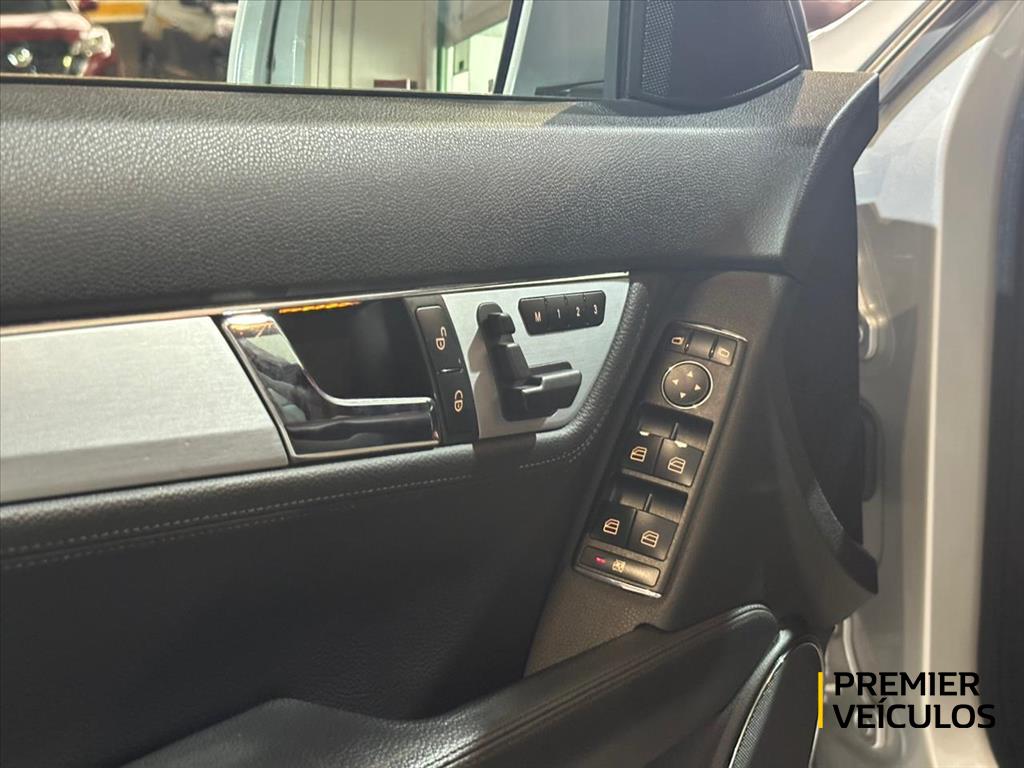 C 200 K 1.8 AVANTGARDE TOURING KOMPRESSOR 16V GASOLINA 4P AUTOMÁTICO11