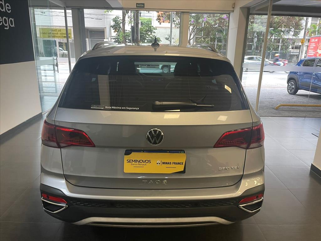 TAOS 1.4 250 TSI TOTAL FLEX COMFORTLINE AUTOMÁTICO4