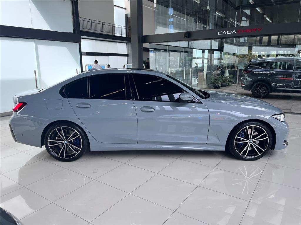 BMW-320i-2.0 16V TURBO FLEX M SPORT AUTOMÁTICO