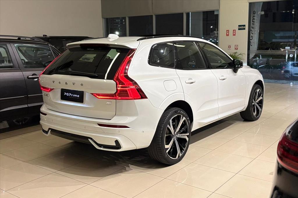 XC60 2.0 T8 RECHARGE ULTIMATE DARK AWD GEARTRONIC7