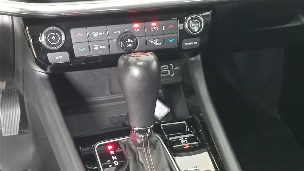 COMPASS 2.0 TD350 TURBO DIESEL LIMITED AT96