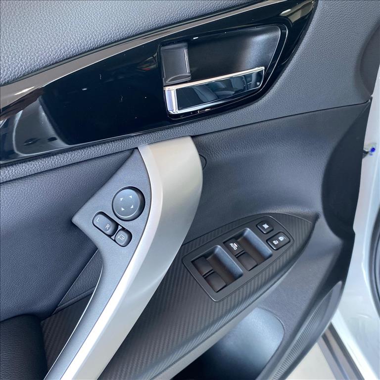 Mitsubishi-ECLIPSE CROSS-1.5 MIVEC TURBO GASOLINA HPE CVT