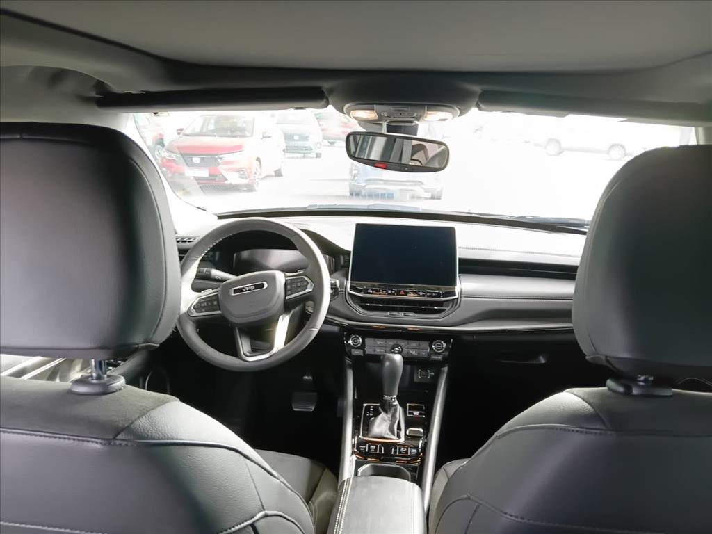 COMPASS 2.0 HURRICANE 4 TURBO GASOLINA BLACKHAWK AT98