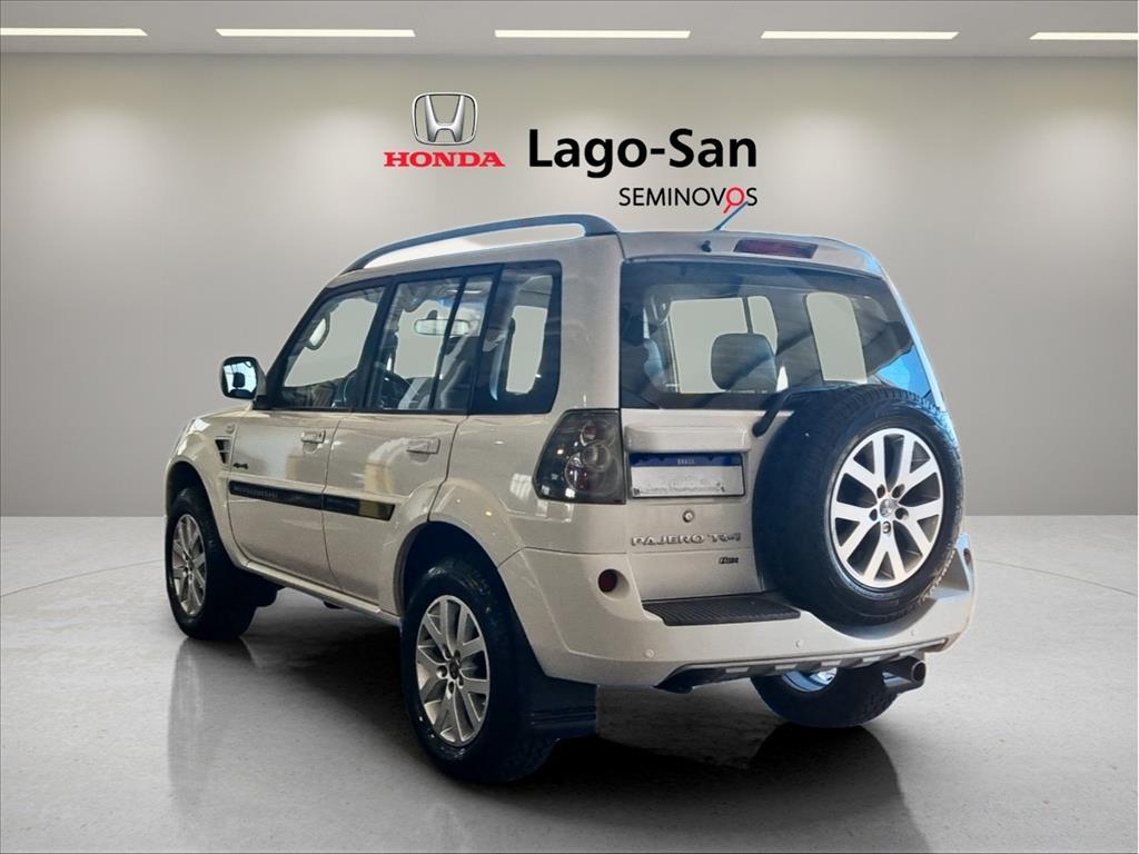 PAJERO TR4 2.0 4X4 16V 140CV FLEX 4P AUTOMÁTICO3