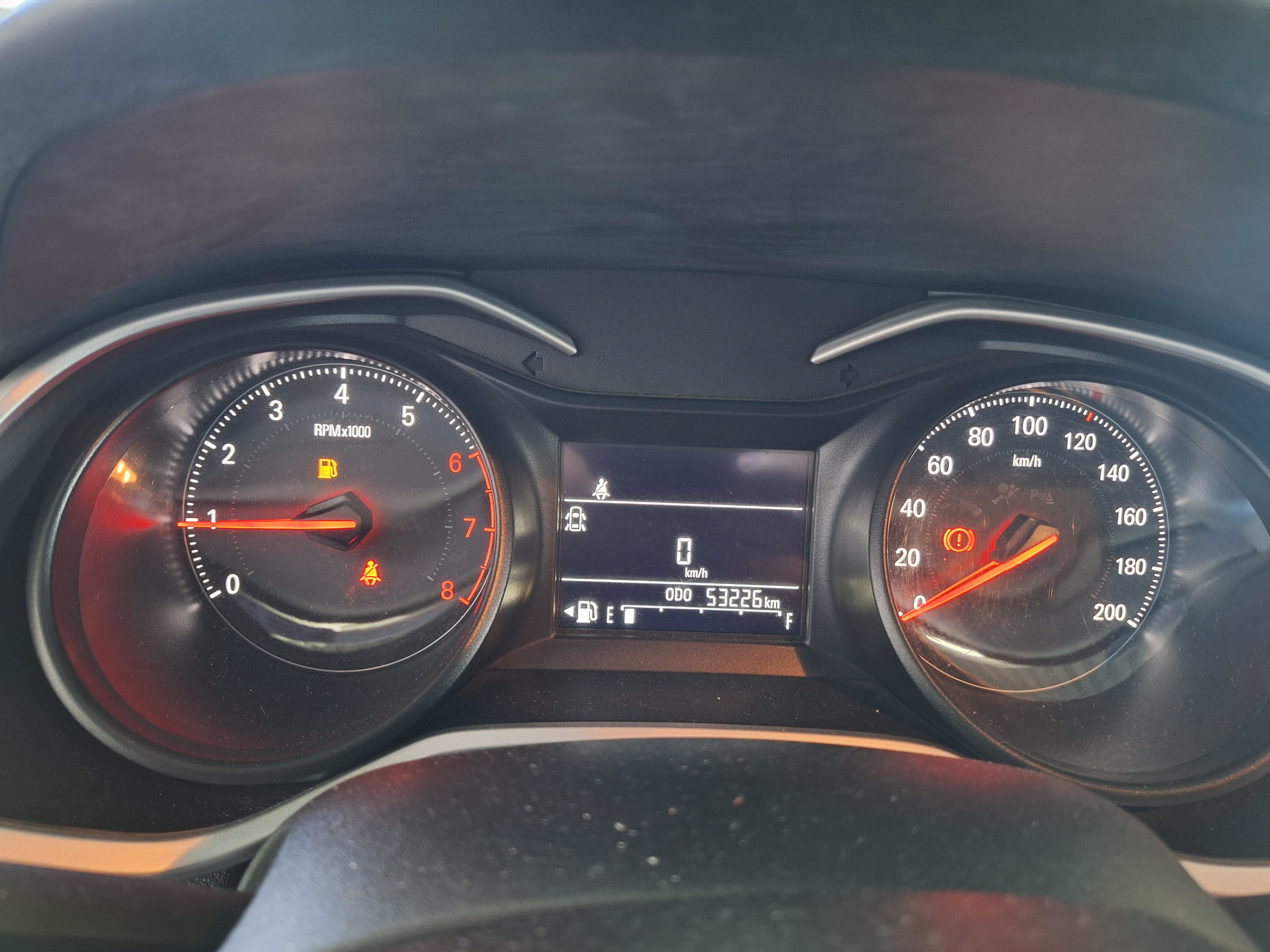 GM - Chevrolet-ONIX-1.0 TURBO FLEX LT MANUAL