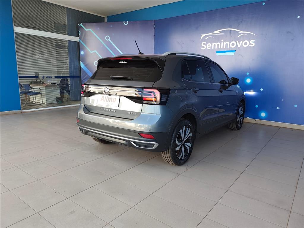 T-CROSS 1.4 250 TSI TOTAL FLEX HIGHLINE AUTOMÁTICO