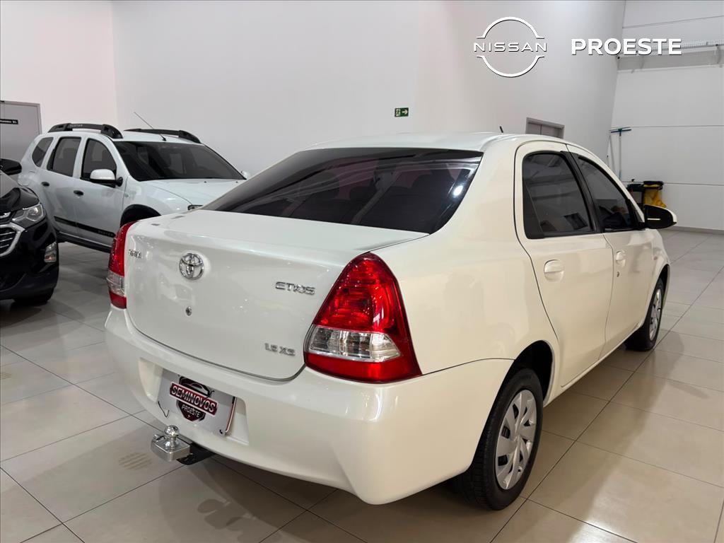 ETIOS 1.5 XS 16V FLEX 4P AUTOMÁTICO3