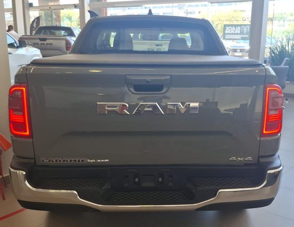 RAMPAGE 2.2 TURBO DIESEL LARAMIE 4X4 AUTOMÁTICO3