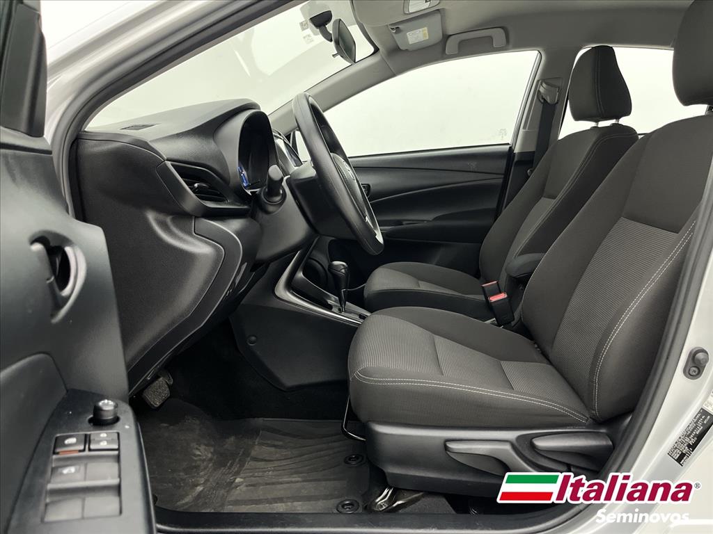 YARIS 1.5 16V FLEX SEDAN XL MULTIDRIVE12