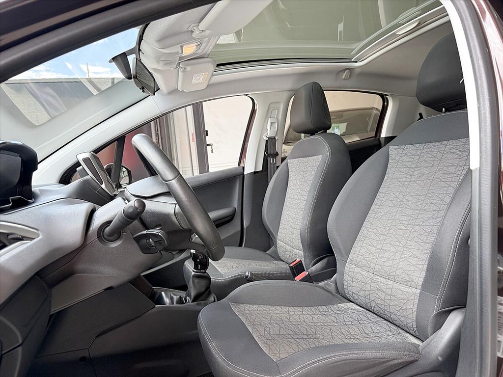 Peugeot 208 - 1.2 ALLURE 12V FLEX 4P MANUAL