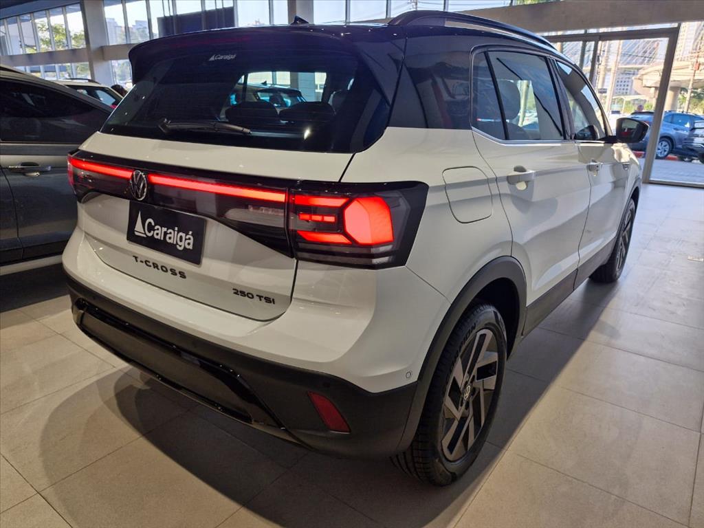 T-CROSS 1.4 250 TSI TOTAL FLEX HIGHLINE AUTOMÁTICO5