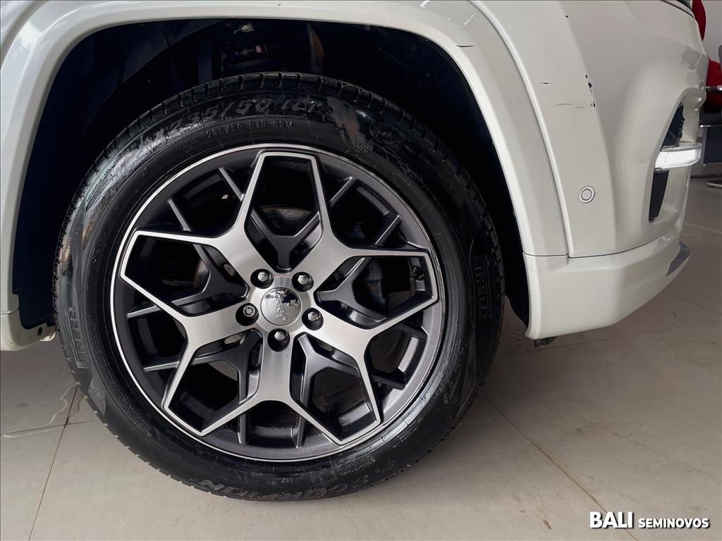 COMMANDER 1.3 T270 TURBO FLEX OVERLAND AT67